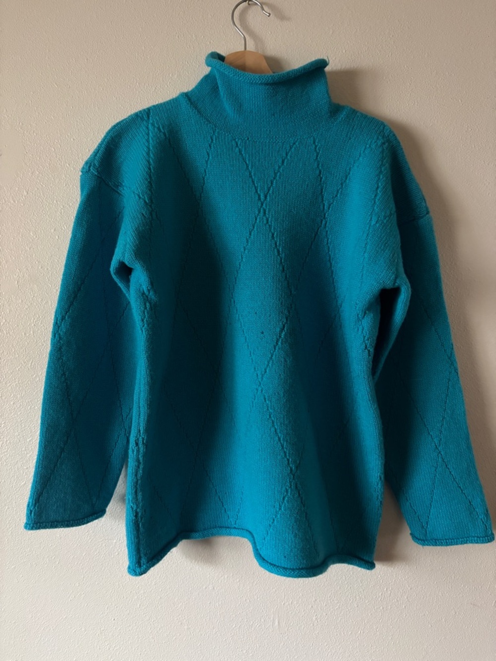 Vintage J Crew Blue Roll Neck Wool Sweater Diamond Print Size large